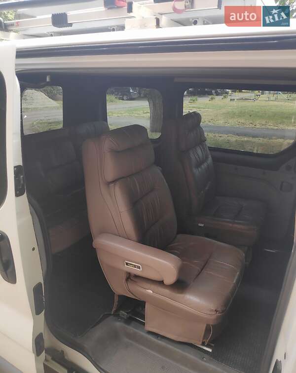 Минивэн Renault Trafic 2009 в Кривом Роге фото 5 Минивэн Renault Trafic 2009 в Кривом Роге