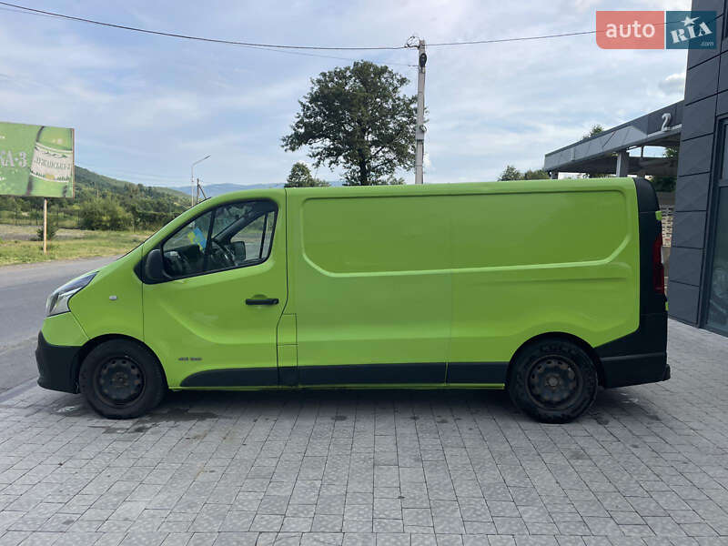 Вантажний фургон Renault Trafic 2016 в Львові