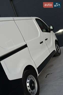 Грузовой фургон Renault Trafic 2020 в 