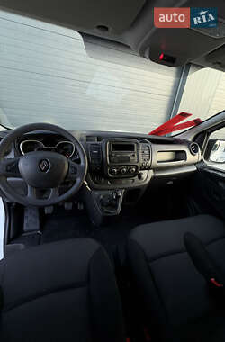 Грузовой фургон Renault Trafic 2020 в 