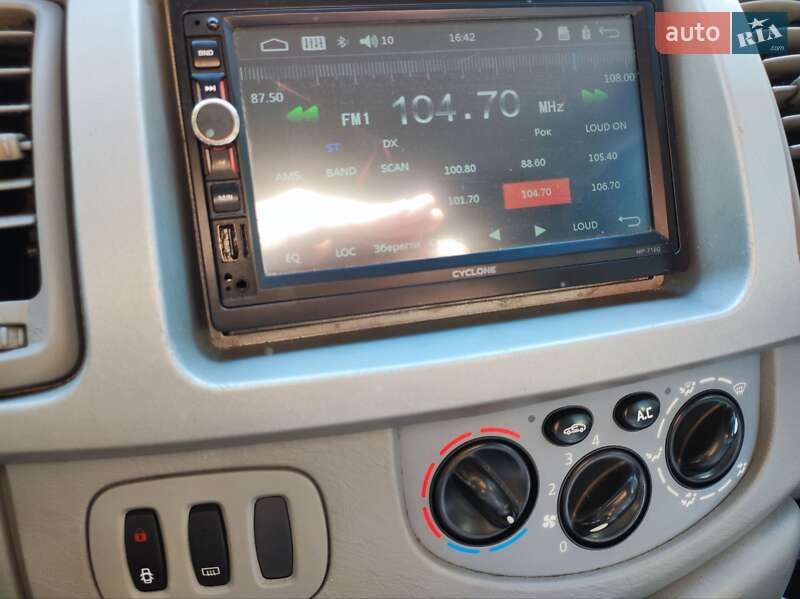 Минивэн Renault Trafic 2008 в Львове