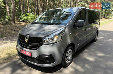 Минивэн Renault Trafic 2017 в 