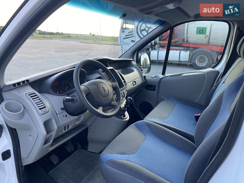 Грузовой фургон Renault Trafic 2013 в Радивилове