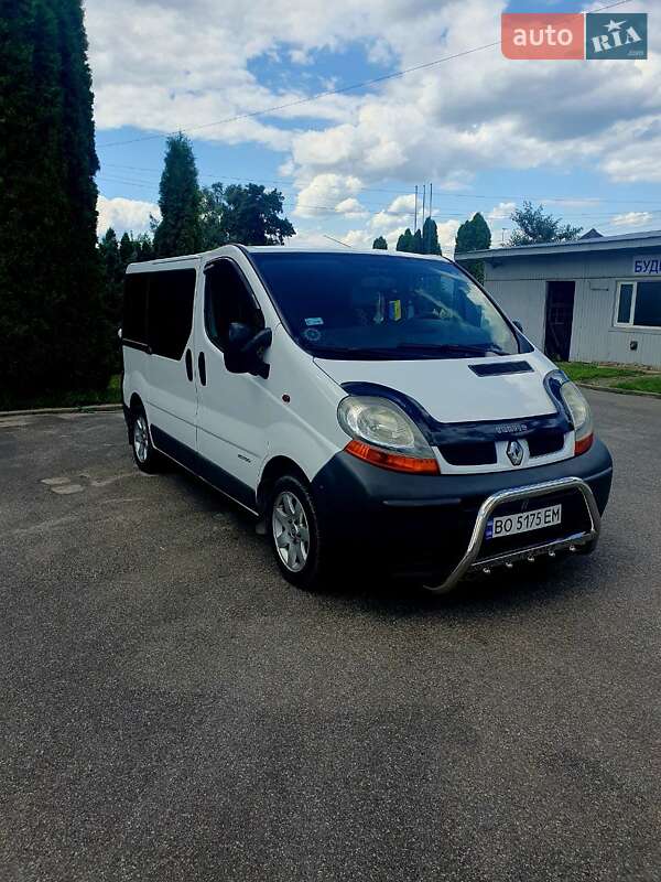 Мінівен Renault Trafic 2004 в Кременці
