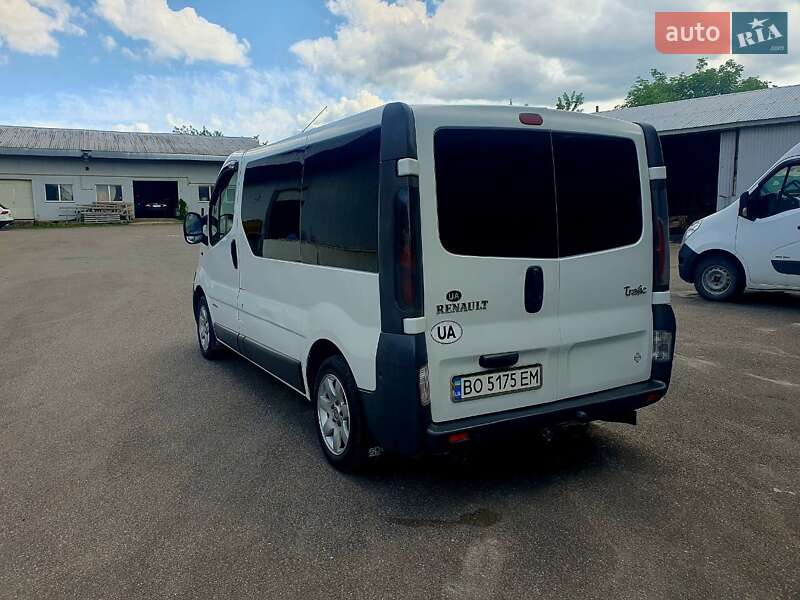 Мінівен Renault Trafic 2004 в Кременці