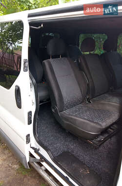Минивэн Renault Trafic 2003 в 