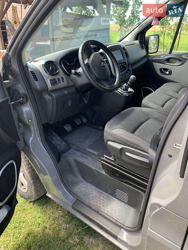 Мінівен Renault Trafic 2015 в Ковелі