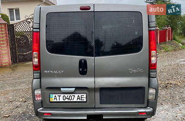 Минивэн Renault Trafic 2007 в 