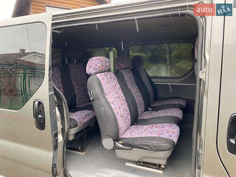 Мінівен Renault Trafic 2007 в Коломиї