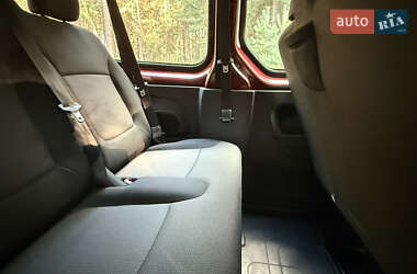 Мінівен Renault Trafic 2022 в 