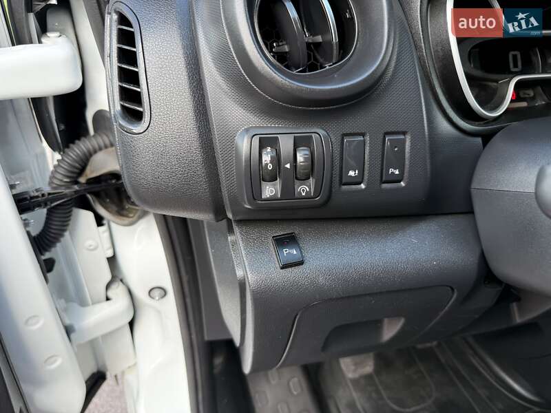 Грузовой фургон Renault Trafic 2021 в Житомире