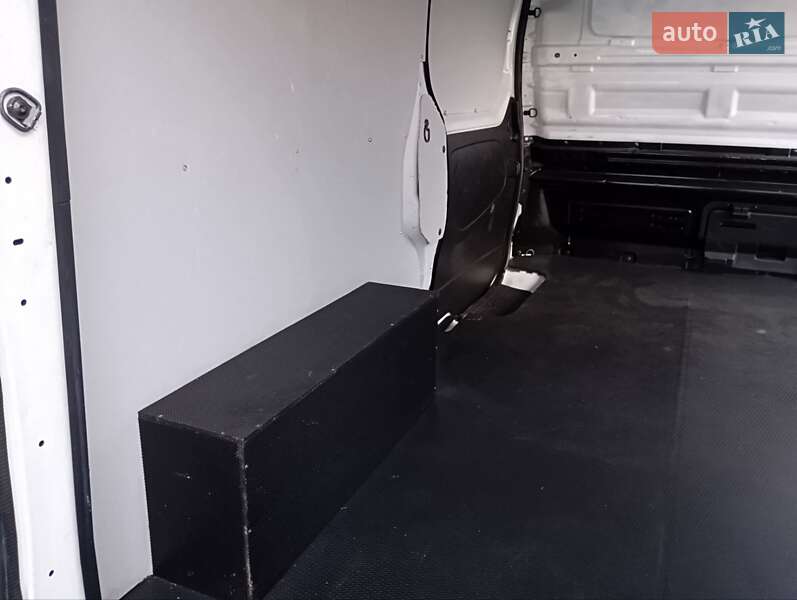 Грузовой фургон Renault Trafic 2019 в Дубно