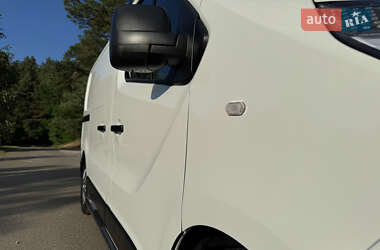 Вантажний фургон Renault Trafic 2020 в 