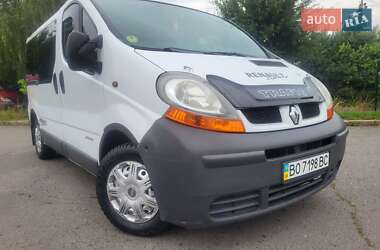 Минивэн Renault Trafic 2004 в 