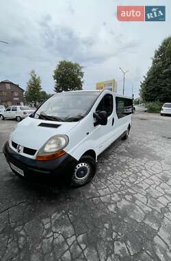Минивэн Renault Trafic 2002 в Звягеле
