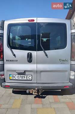 Минивэн Renault Trafic 2004 в Стрые