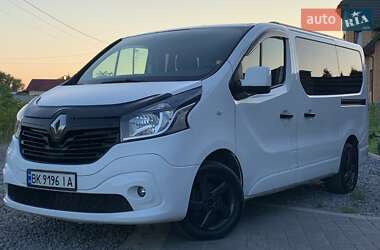 Минивэн Renault Trafic 2016 в Луцке