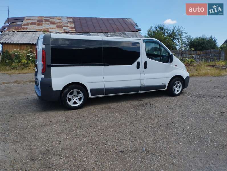 Минивэн Renault Trafic 2007 в Коломые