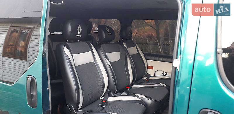 Минивэн Renault Trafic 2005 в Городенке