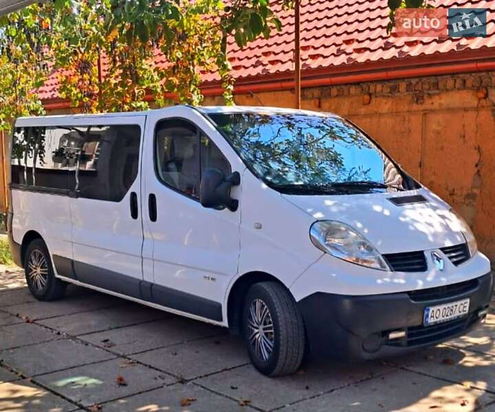Минивэн Renault Trafic 2008 в Берегово