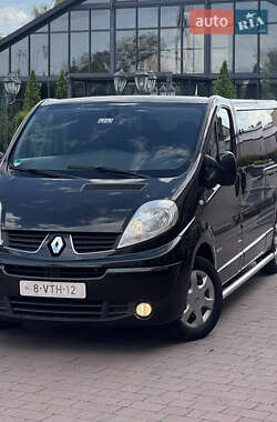Грузопассажирский фургон Renault Trafic 2012 в Стрые