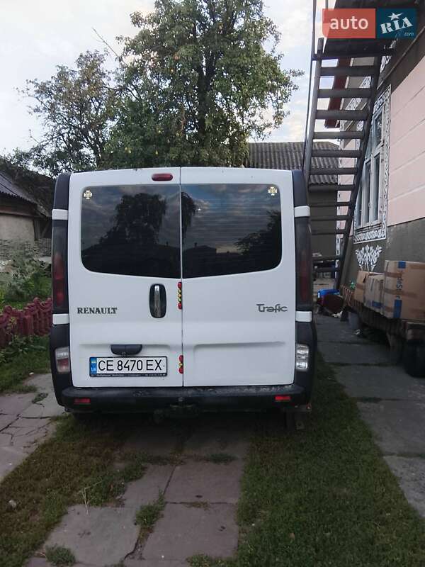Мінівен Renault Trafic 2006 в Кельменцях
