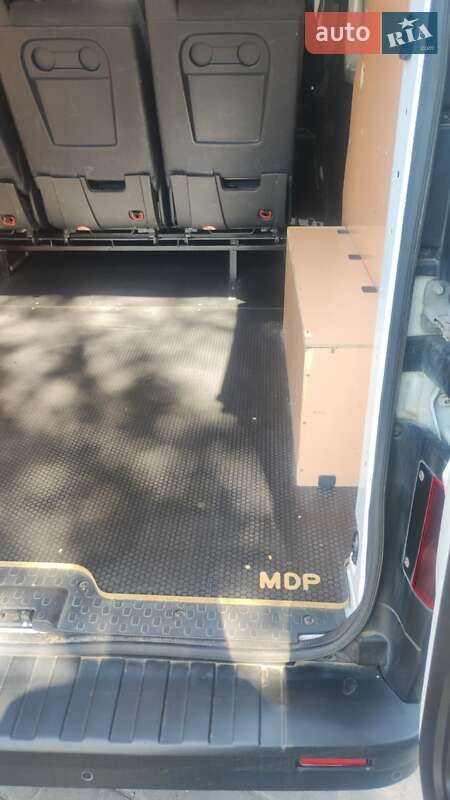 Вантажний фургон Renault Trafic 2018 в Дніпрі фото 52 Вантажний фургон Renault Trafic 2018 в Дніпрі