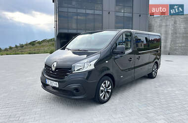 Мінівен Renault Trafic 2017 в Чернівцях