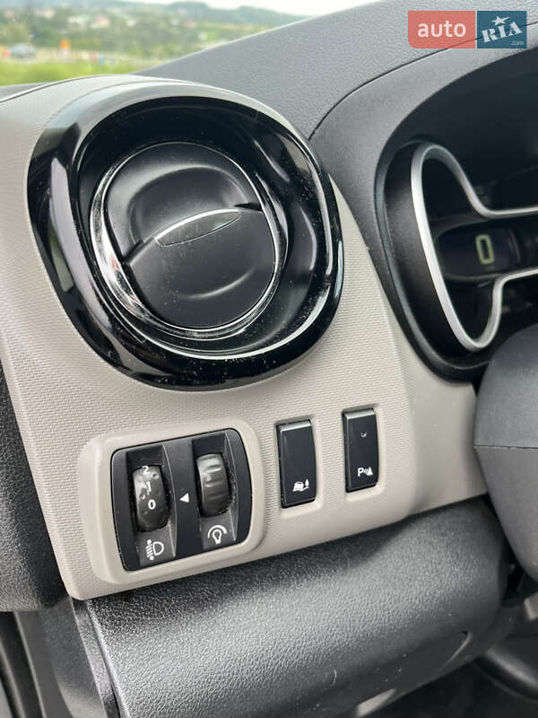 Минивэн Renault Trafic 2017 в Черновцах