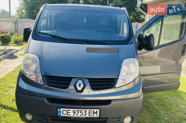 Вантажний фургон Renault Trafic 2013 в Чернівцях