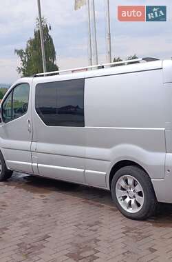 Мінівен Renault Trafic 2012 в Чернівцях
