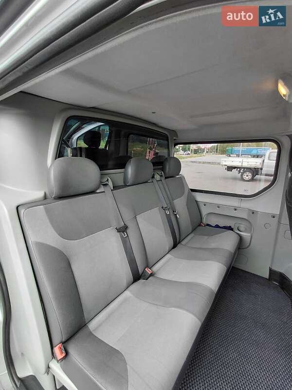 Минивэн Renault Trafic 2011 в Сумах фото 5 Минивэн Renault Trafic 2011 в Сумах