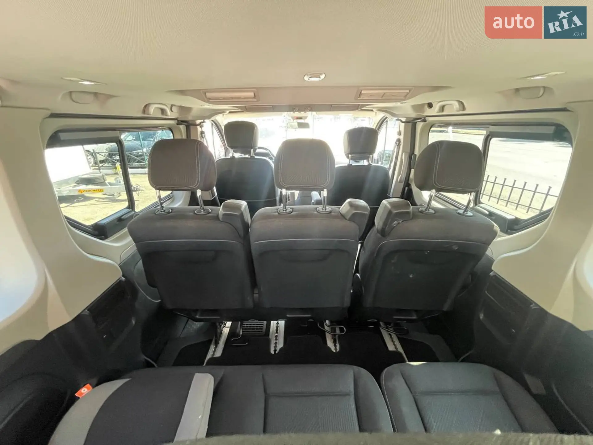 2019 Renault Trafic - мініатюра 16