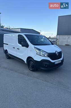 Грузопассажирский фургон Renault Trafic 2016 в Киеве