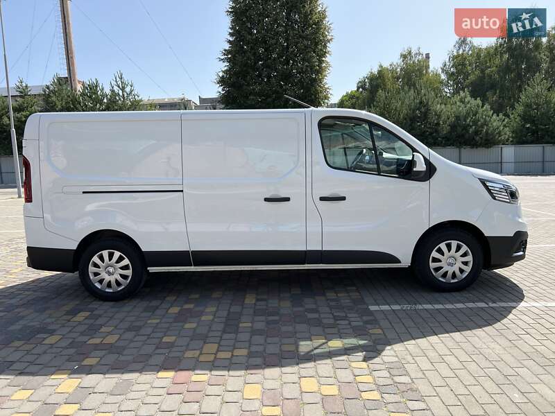 Грузовой фургон Renault Trafic 2023 в Луцке