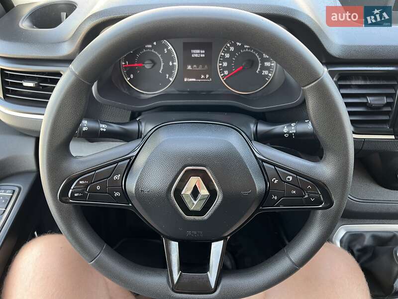 Грузовой фургон Renault Trafic 2023 в Луцке