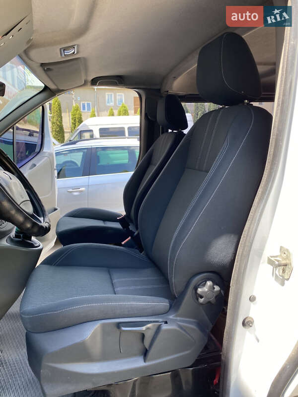 Минивэн Renault Trafic 2008 в Тернополе фото 11 Минивэн Renault Trafic 2008 в Тернополе