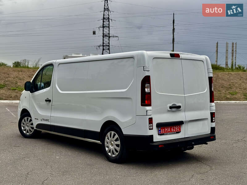 Грузовой фургон Renault Trafic 2016 в Полтаве