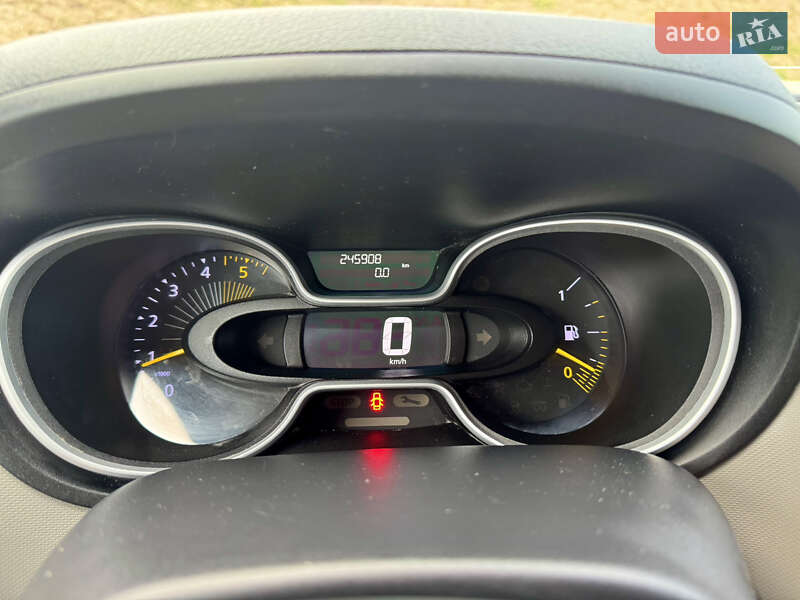 Грузовой фургон Renault Trafic 2016 в Полтаве