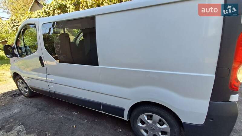 Мінівен Renault Trafic 2013 в Кам'янець-Подільському