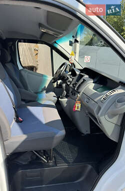 Вантажний фургон Renault Trafic 2012 в 
