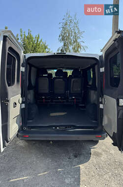 Вантажний фургон Renault Trafic 2012 в 