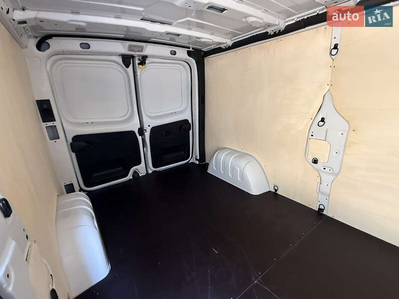 Інші вантажівки Renault Trafic 2024 в Києві