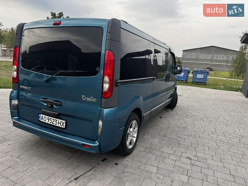 Минивэн Renault Trafic 2014 в Виноградове
