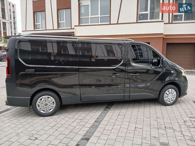 Грузовой фургон Renault Trafic 2016 в Ивано-Франковске