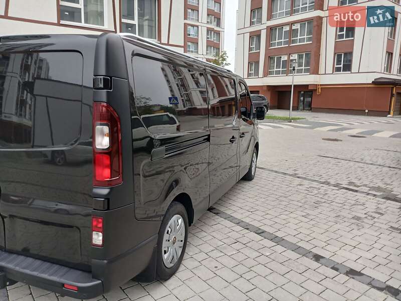 Грузовой фургон Renault Trafic 2016 в Ивано-Франковске