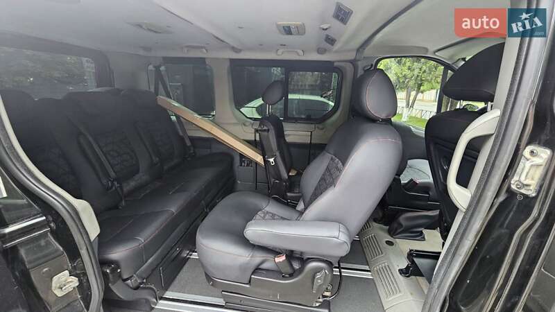 Минивэн Renault Trafic 2006 в Ужгороде