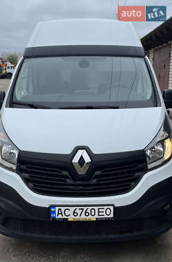 Вантажний фургон Renault Trafic 2016 в Вишневому
