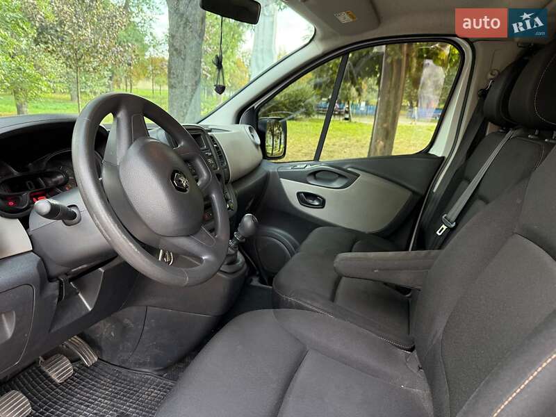 Мінівен Renault Trafic 2016 в Києві