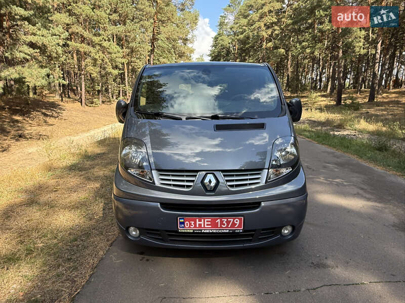 Мінівен Renault Trafic 2014 в Києві